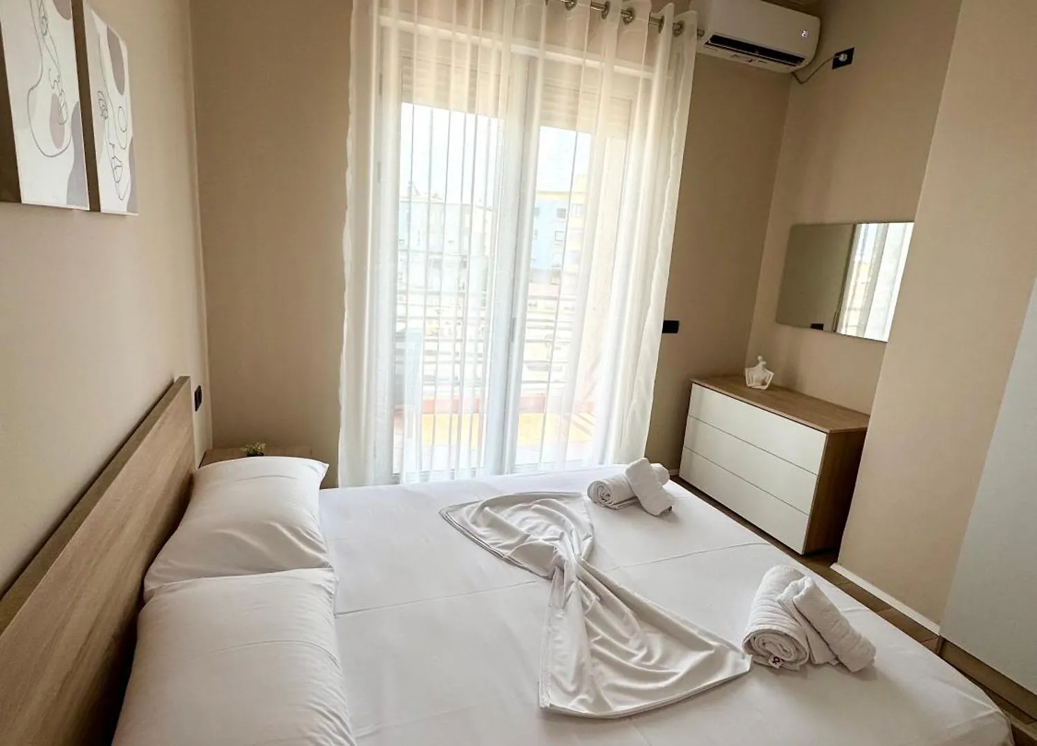New Bazaar Cozy Apartments - Apartment 1 , 2 , 3 And 4 Tirana