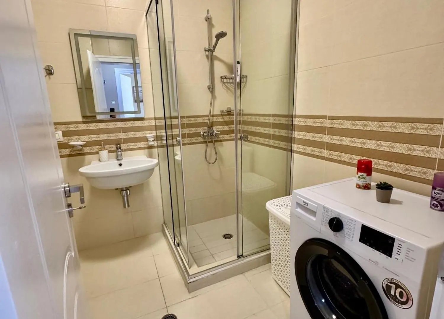 New Bazaar Cozy Apartments - Apartment 1 , 2 , 3 And 4 Tirana